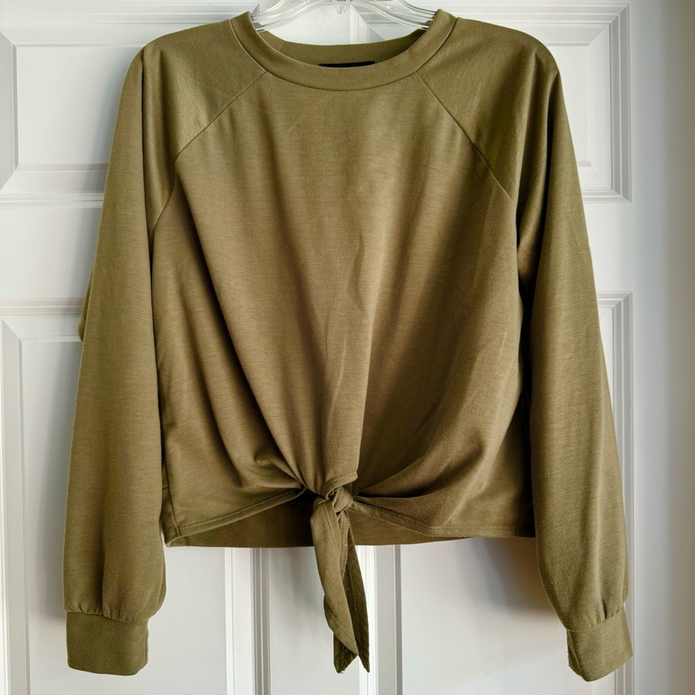 Sage green crew neck sweater with knot-tie hem!